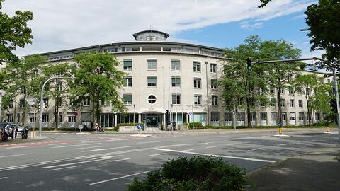 Gebäudeansicht HLSG